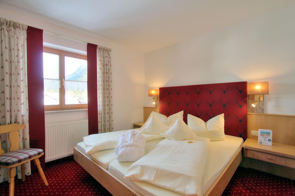 Landhotel Berghof Bad Hindelang Værelse billede